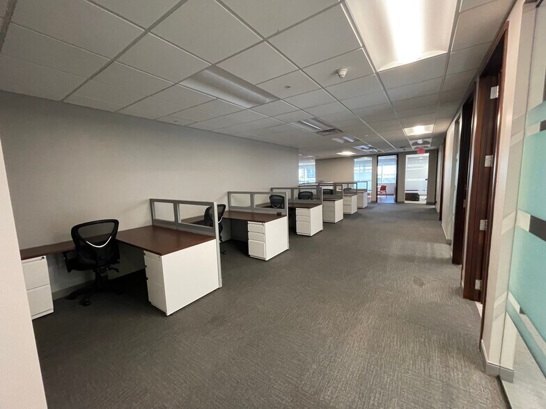 More Photos Of 777 Brickell Ave, Miami Coworking Space