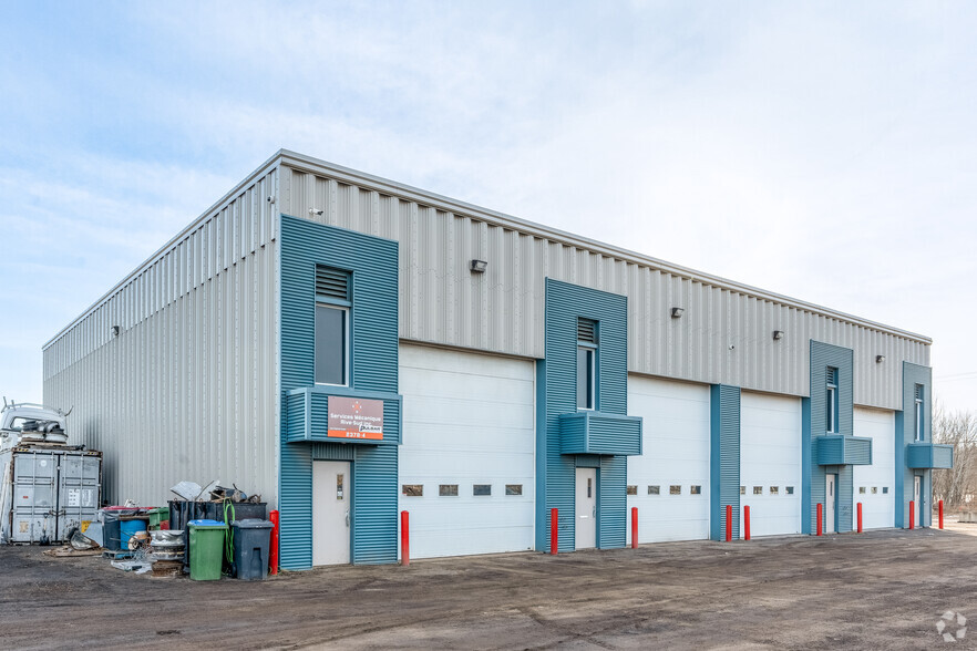 Primary Photo Of 2388 Av De La Rotonde, Lévis Manufacturing For Lease