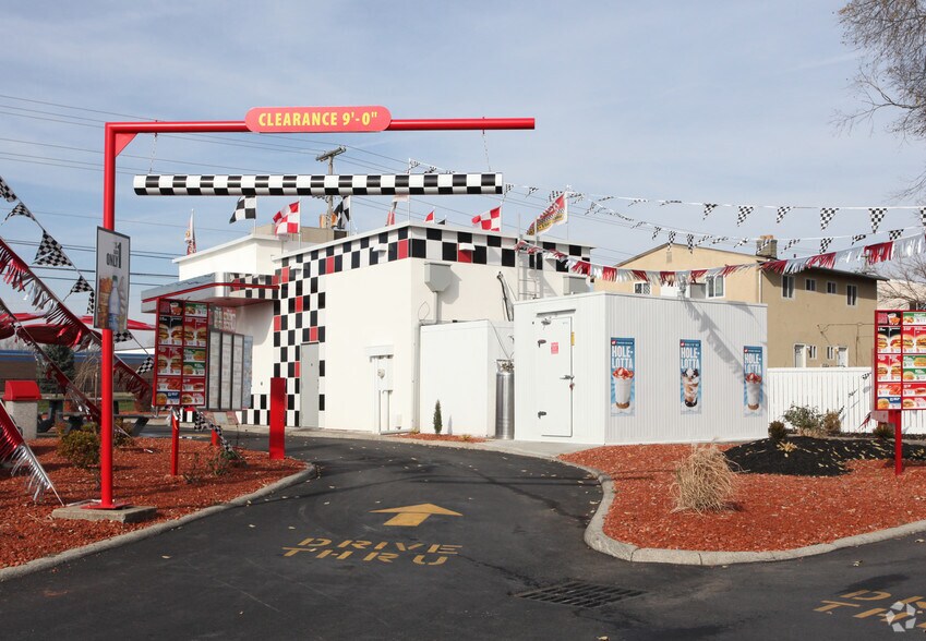 More Photos Of 700 Georgesville Rd, Columbus Fast Food For Lease