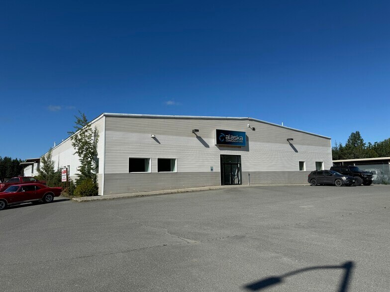 More Photos Of 151 Warehouse Dr, Soldotna Flex For Lease