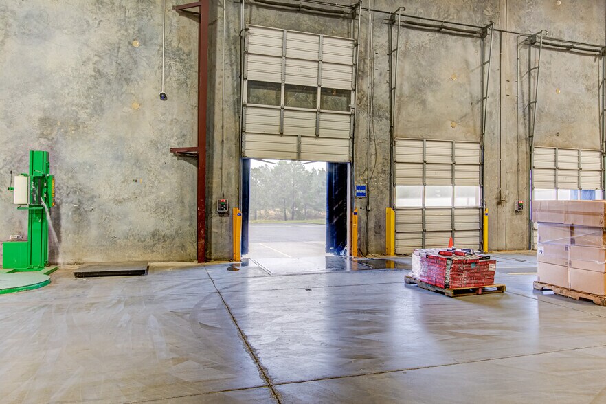 More Photos Of 1043 Global Ave, Graniteville Distribution For Lease