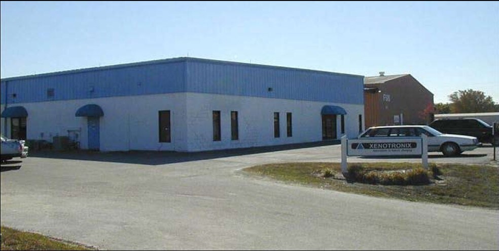 More Photos Of 1031-1048 Miller Dr, Altamonte Springs Manufacturing For Lease