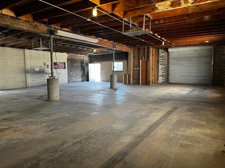 More Photos Of 3826-3830 E 37th St, Tucson Warehouse For Sale