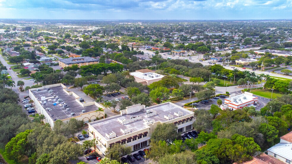 More Photos Of 1701 N University Dr, Pembroke Pines Drugstore For Sale