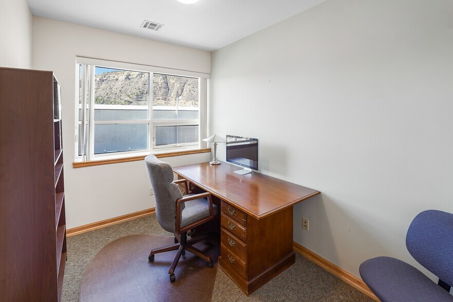 More Photos Of 679 E 2nd Ave, Durango Medical For Sale