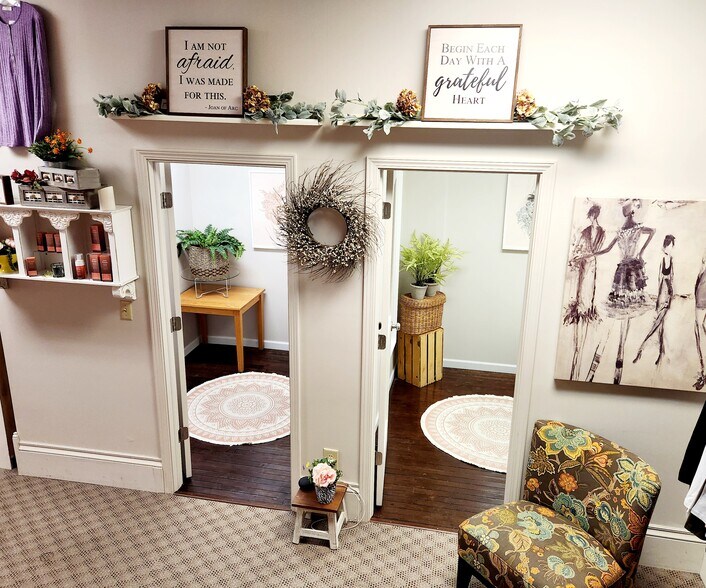 More Photos Of 424 Main St, Edmore Storefront For Sale