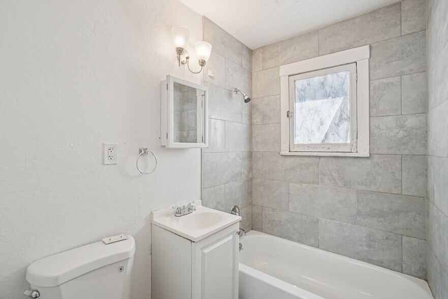 More Photos Of 373 Franklin St, Ogden Multifamily For Sale