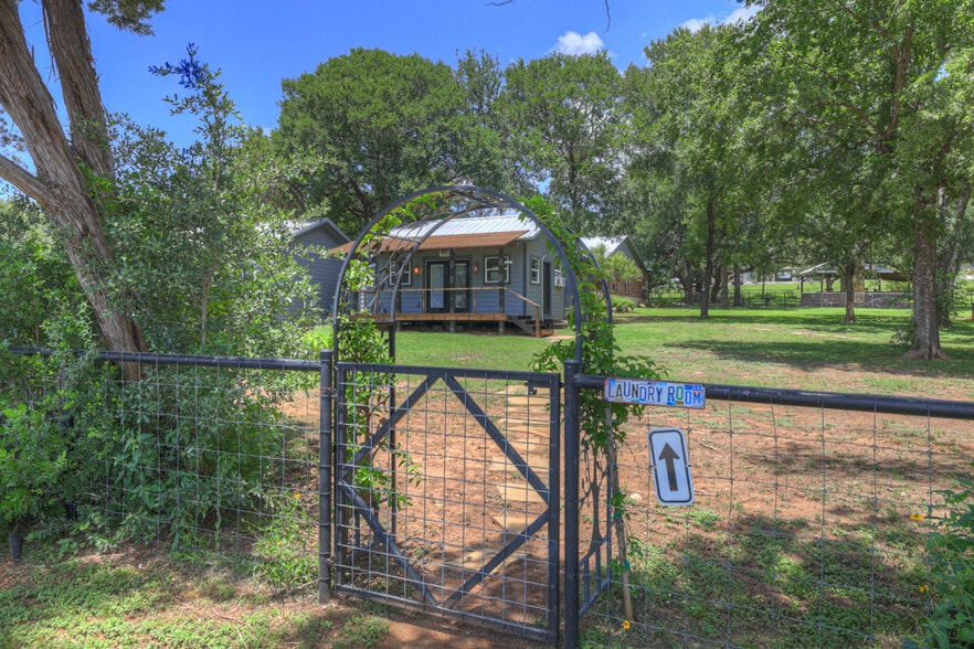 More Photos Of 14147 FM 306, Canyon Lake Trailer Camper Park For Sale