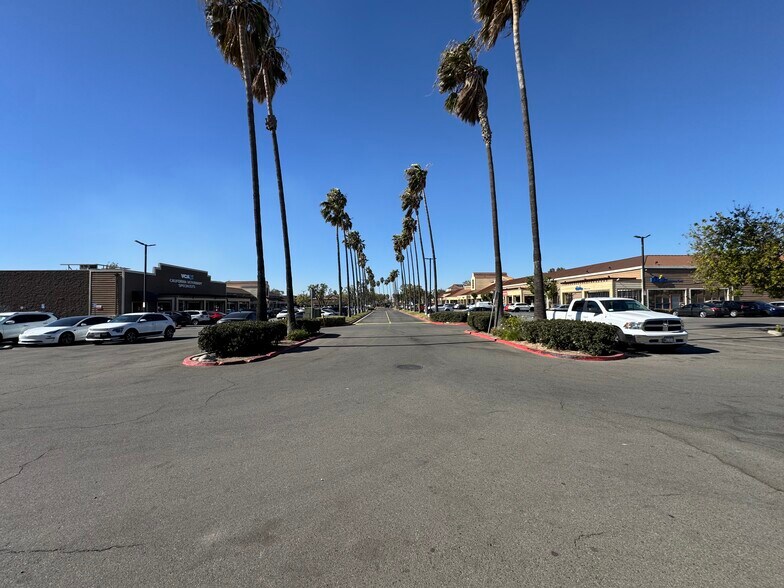 More Photos Of 2401-2455 S Vineyard Ave, Ontario Storefront For Lease