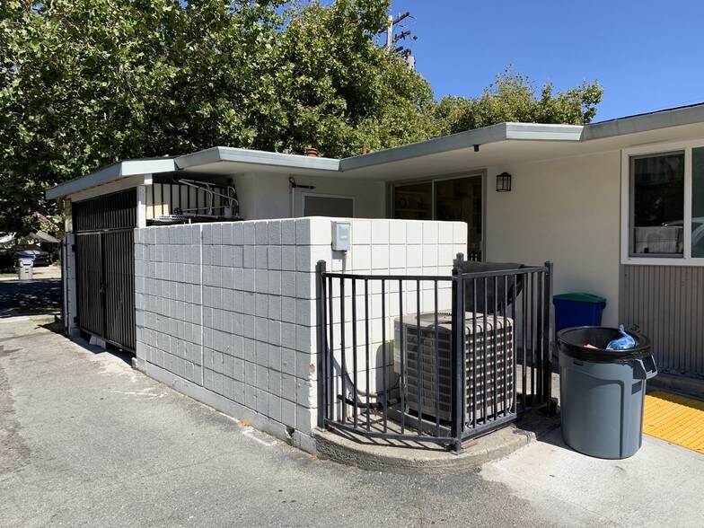 More Photos Of 303 N 15th St, San Jose Medical For Sale