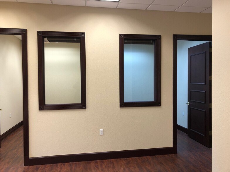 More Photos Of 9825 Marina Blvd, Boca Raton Medical For Lease