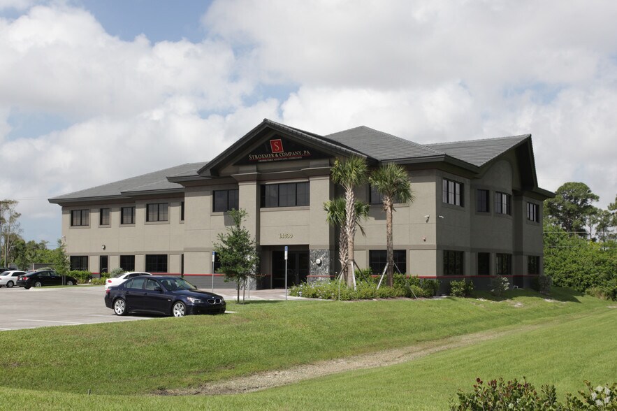 Primary Photo Of 14030 Metropolis Ave, Fort Myers Office For Lease