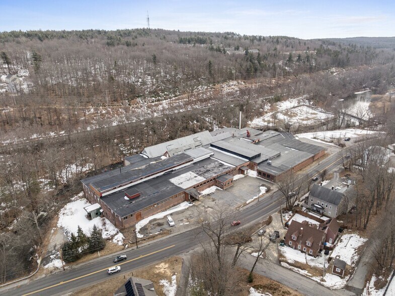 More Photos Of 431 Westminster St, Fitchburg Warehouse For Sale