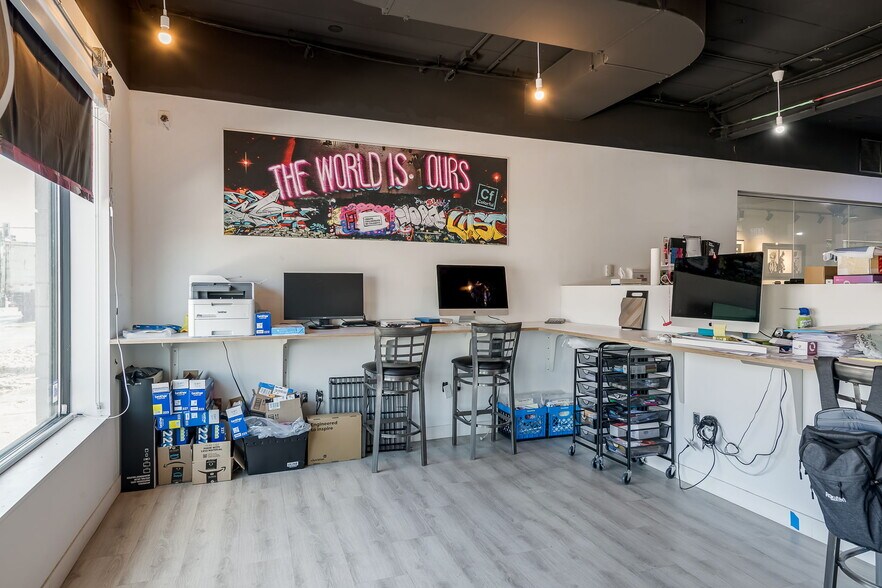 More Photos Of 517 Green Bay Rd, Wilmette Storefront Retail Office For Lease