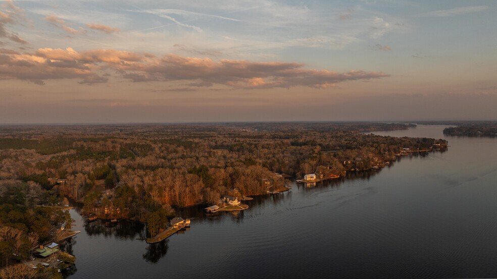 More Photos Of 402 Cliffside dr, Titus Land For Sale