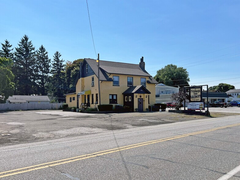 More Photos Of 3725 W Lake Rd, Erie Restaurant For Sale