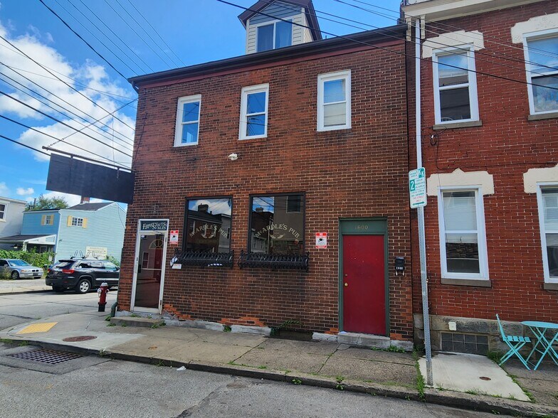 More Photos Of 1600 Bingham St, Pittsburgh Bar For Sale