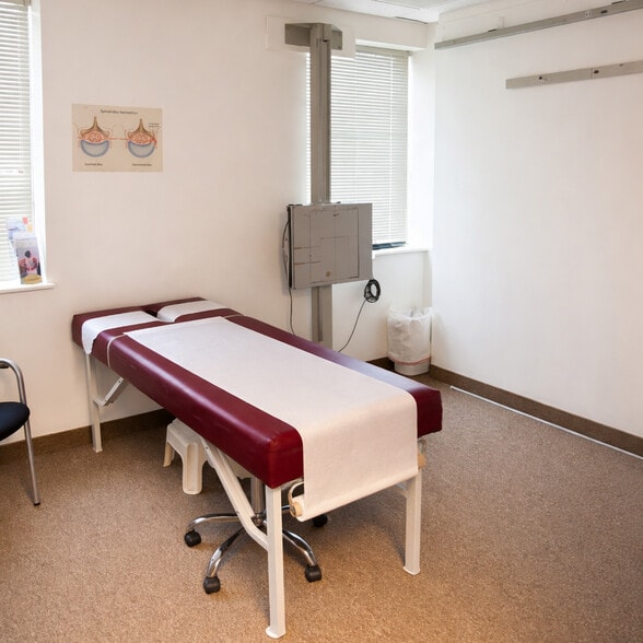 More Photos Of 1101 Twin "C" Ln, Newark Medical For Sale