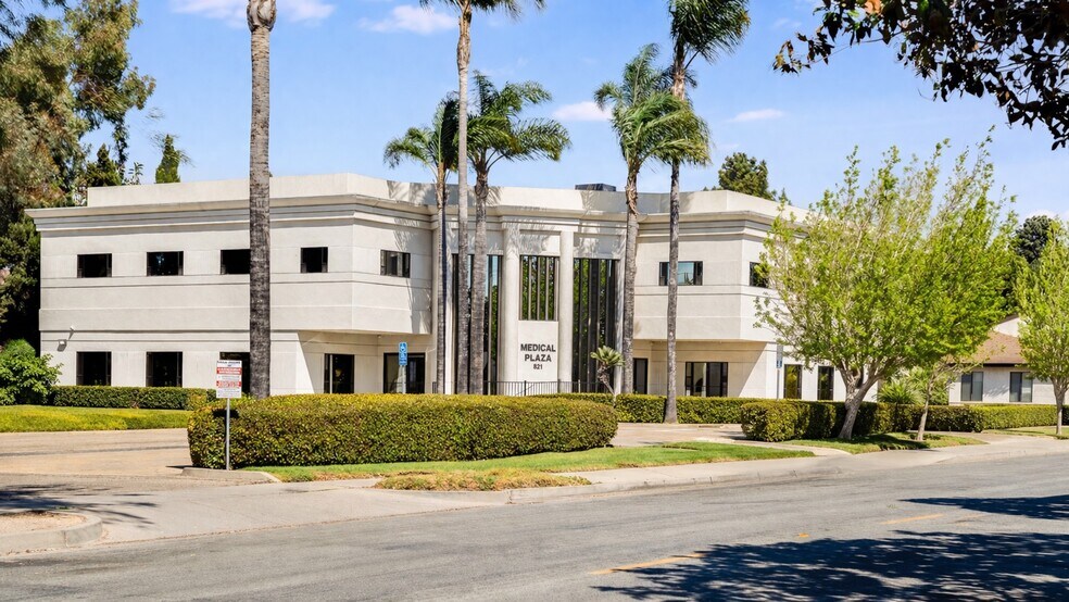 More Photos Of 821 E Chapel St, Santa Maria Medical For Sale