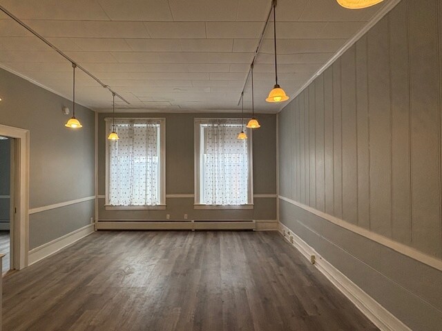 More Photos Of 13 Elm St, Woodstock Office Residential For Lease
