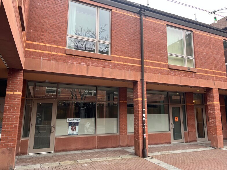 Primary Photo Of 978-1004 Main St, Branford Apartments For Lease