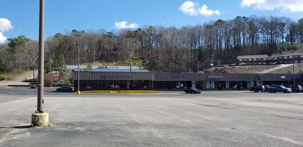 More Photos Of 1605-1641 Ashville Rd NE, Leeds General Retail For Lease