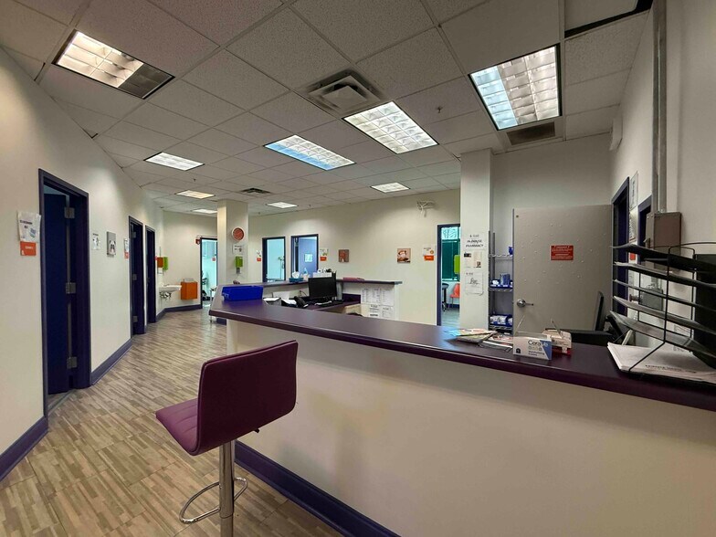 More Photos Of 500 Cahaba Park Cir, Birmingham Medical For Lease