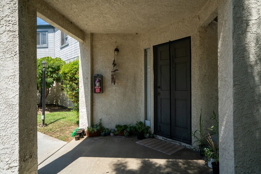 More Photos Of 7739 Bradwell Ave, Whittier Apartments For Sale