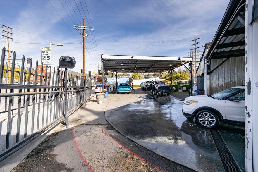 More Photos Of 7320 N Figueroa St, Los Angeles Carwash For Sale