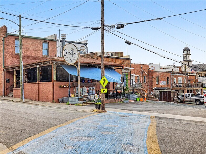 More Photos Of 119 Hillsboro St, Pittsboro Office For Sale
