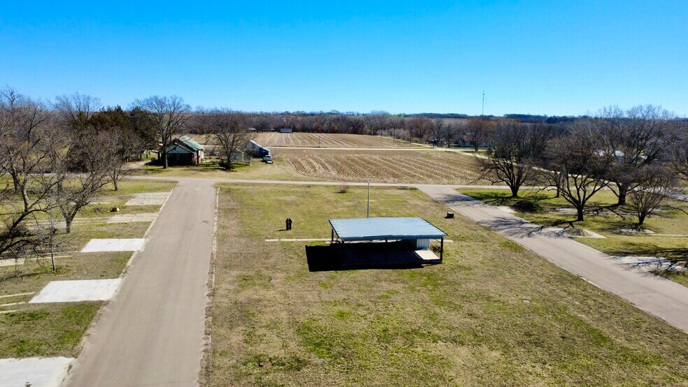 More Photos Of 210 12th St, Clay Center Land For Sale