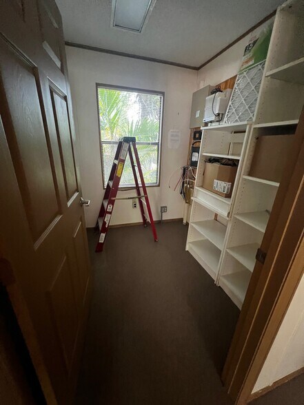 More Photos Of 6157 S US Highway 1, Fort Pierce Office For Lease