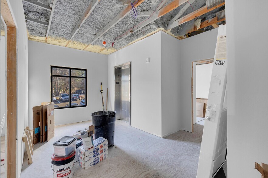 More Photos Of 737 Bridgeport Ave, Shelton Storefront For Lease