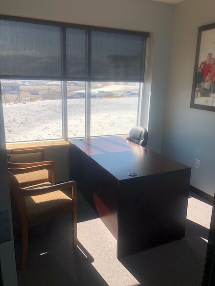 More Photos Of 1211 Avery St, Golden Office For Lease