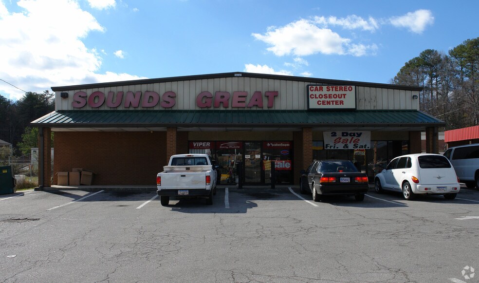 Primary Photo Of 1112 Huffman Rd, Birmingham Freestanding For Sale