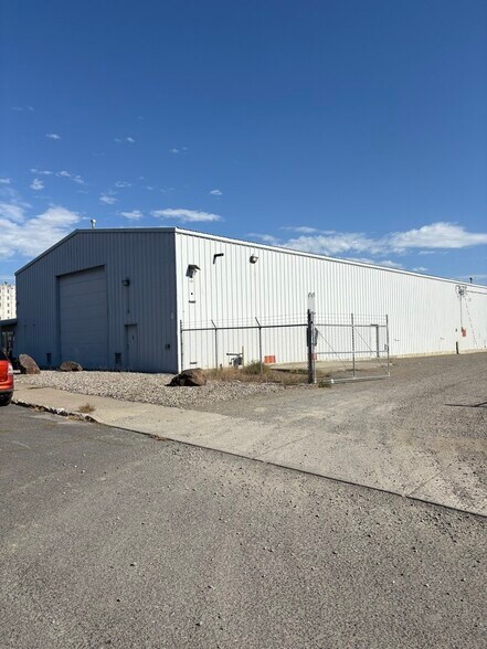 More Photos Of 320 N Lee St, Spokane Warehouse For Lease