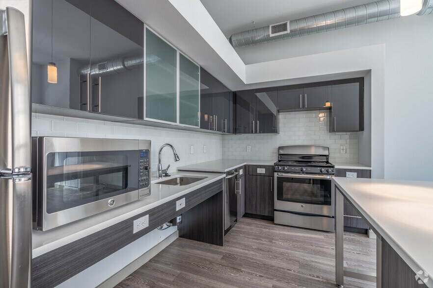 More Photos Of 1112-1128 Chestnut St, Philadelphia Apartments For Lease