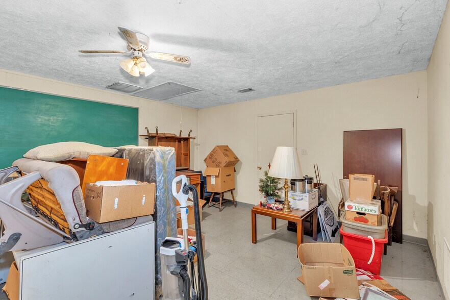 More Photos Of 3635 Whiskey Rd, Aiken Office For Sale