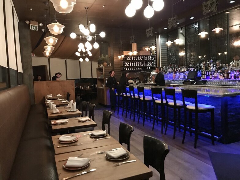 More Photos Of 1475 Polk St, San Francisco Storefront Retail Office For Lease