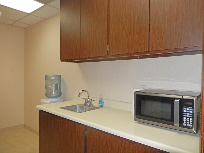 More Photos Of 3120 N 19th Ave, Phoenix Office For Lease