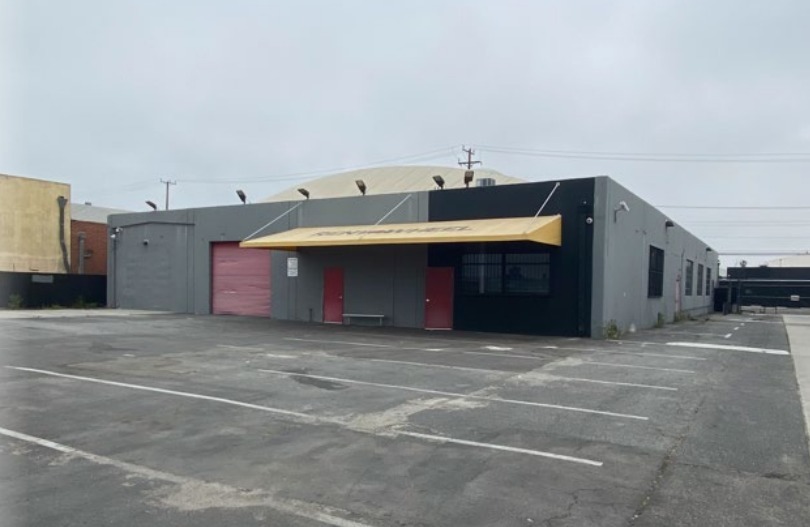 Primary Photo Of 5438 W 104th St, Los Angeles Warehouse For Sale