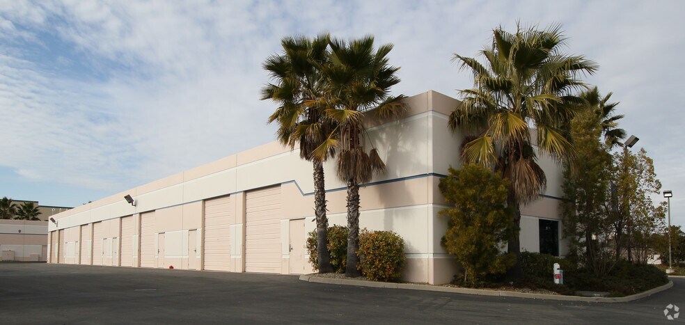 More Photos Of 1136 Suncast Ln, El Dorado Hills Warehouse For Lease