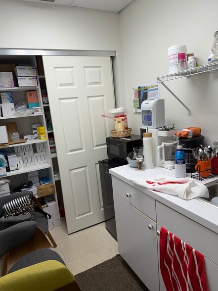 More Photos Of 9371 Cypress Lake Dr, Fort Myers Unknown For Lease