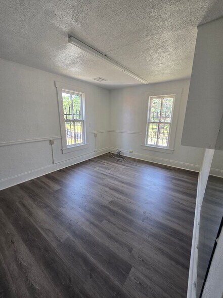 More Photos Of 902 E Reynolds St, Plant City Office For Lease