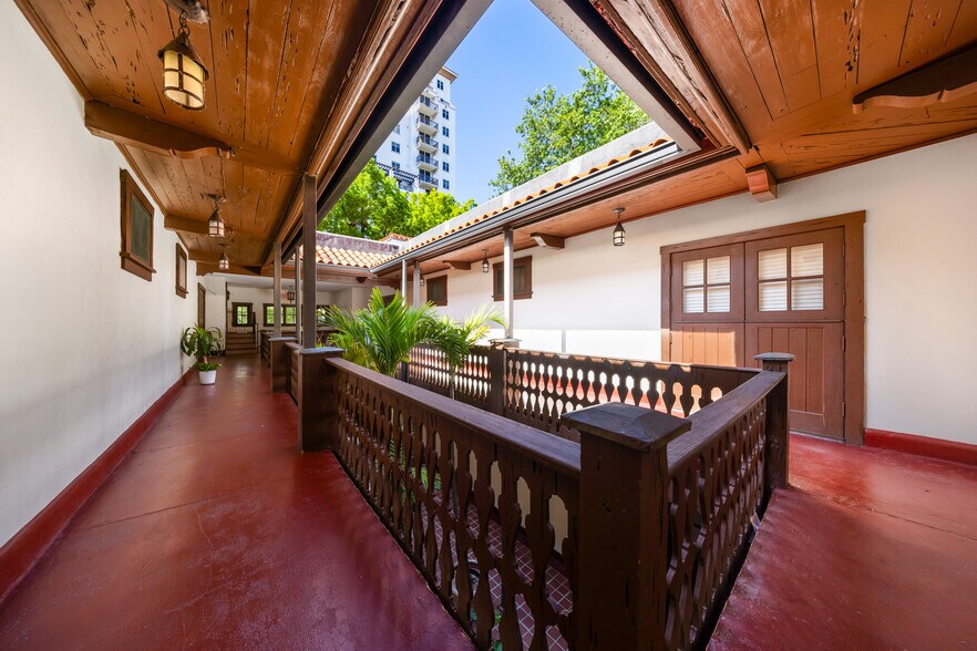 More Photos Of 315 Navarre Ave, Coral Gables Apartments For Sale