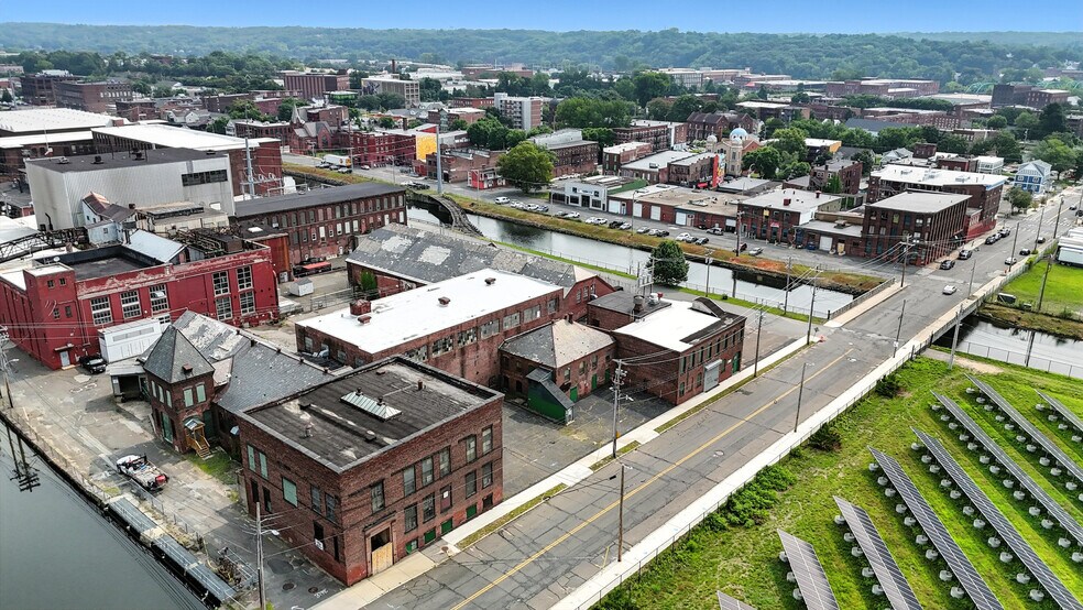 More Photos Of 81-85 Sargeant St, Holyoke Manufacturing For Lease