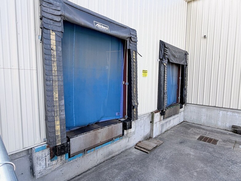 More Photos Of 688 Tolman Creek Rd, Ashland Refrigeration Cold Storage For Lease