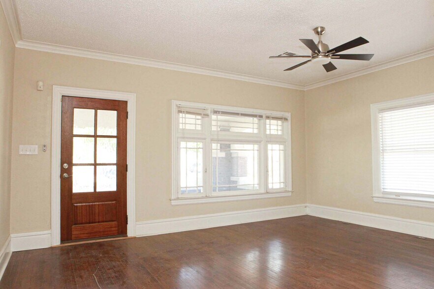 More Photos Of 1629 S Peoria Ave, Tulsa Loft Creative Space For Lease
