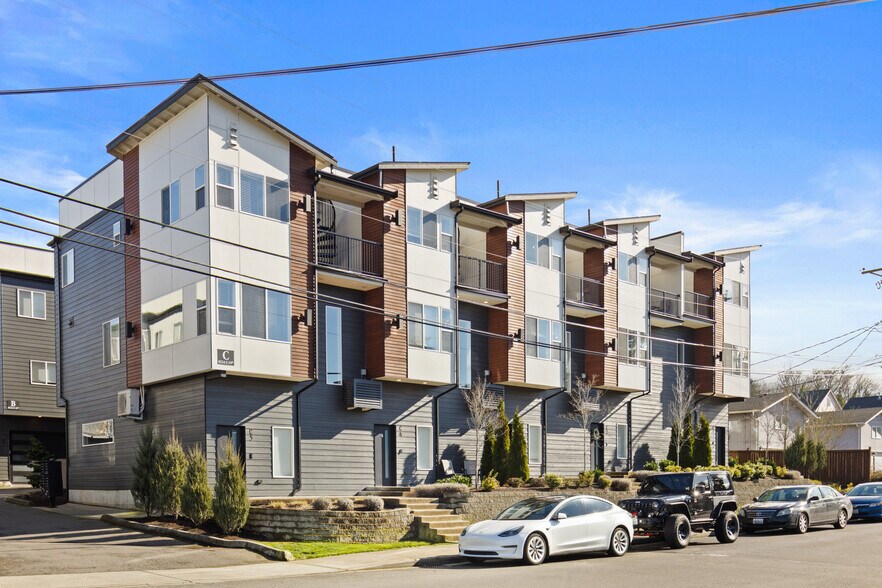 More Photos Of 8524 19th St W, Tacoma Apartments For Sale