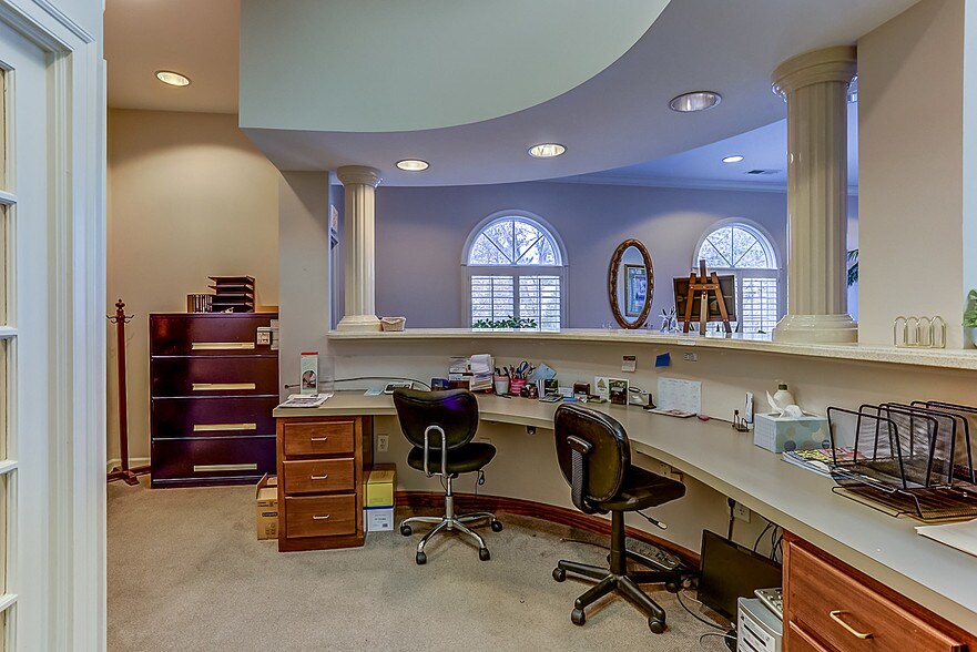 More Photos Of 3100-3106 Professional Plz, Germantown Medical For Sale